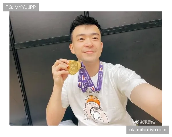 郑思维这日常,这样节俭真能赢冠军?他家厨房到底藏了什么秘密? 郑思维这日常,这样节俭真能赢冠军?他家厨房到底藏了什么秘密?